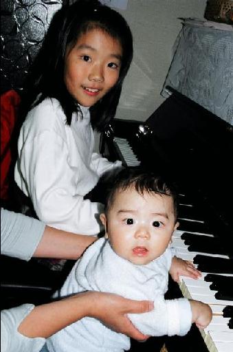 2003piano01.jpg (29853 oCg)